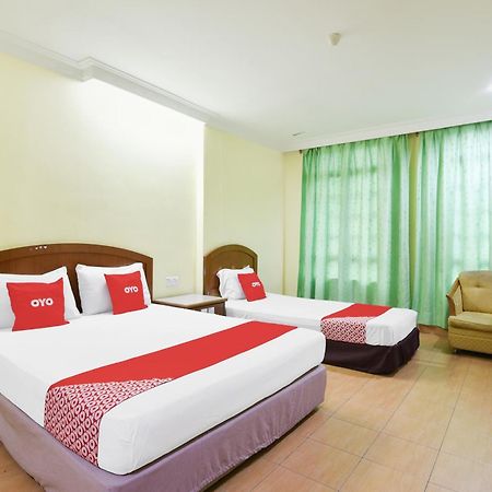 Hotel O Kota Bharu Near War Museum Formerly Azam Hotel Екстериор снимка
