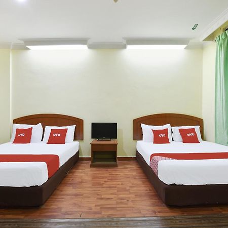 Hotel O Kota Bharu Near War Museum Formerly Azam Hotel Екстериор снимка