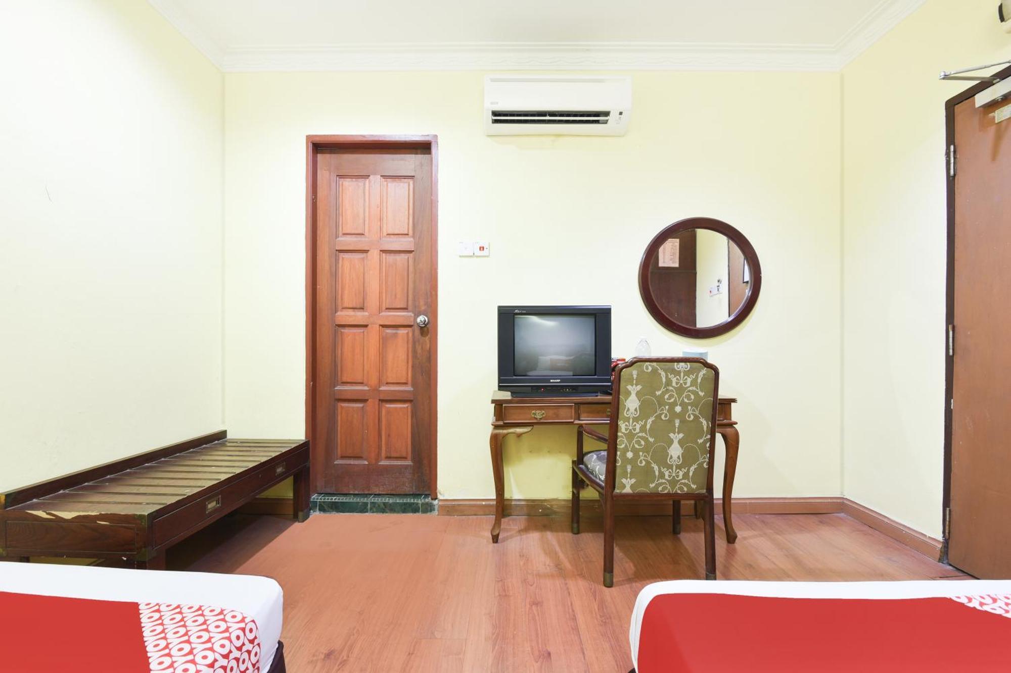Hotel O Kota Bharu Near War Museum Formerly Azam Hotel Екстериор снимка